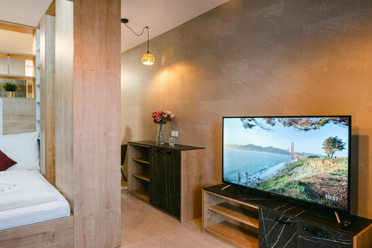 Svarog Unique Apartment Bratislava Ngoại thất bức ảnh